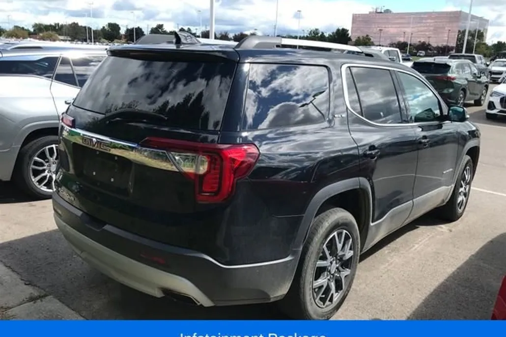 2023 Gmc Acadia SLE photo 1