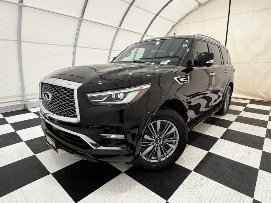2023 Infiniti QX80 Luxe Sensory photo 1