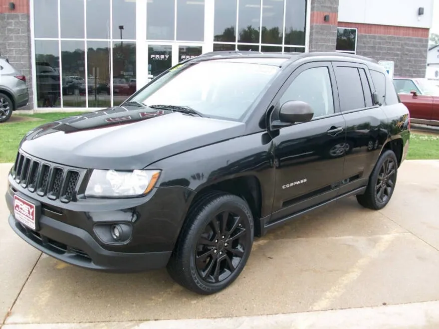 2012 Jeep Compass Latitude photo 1