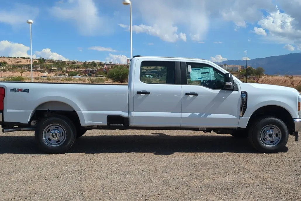 2026 Ford F-250 XL photo 1