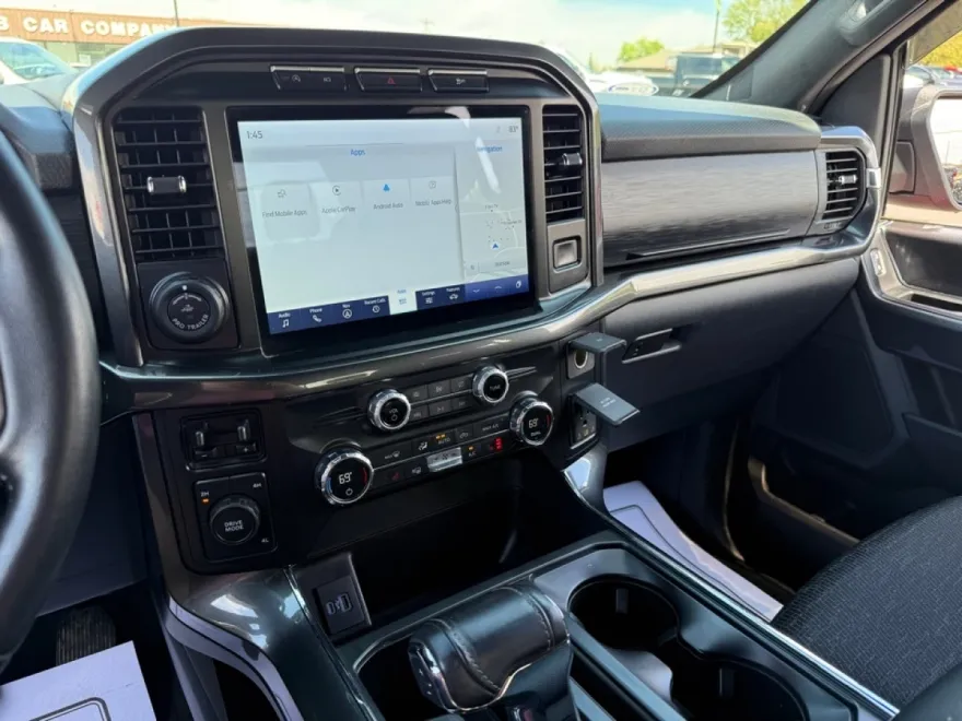 2021 Ford F-150 XLT photo 32