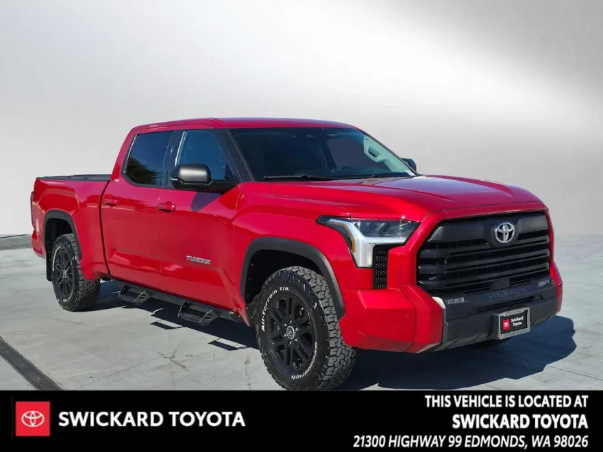 2022 Toyota Tundra SR5 CrewMax photo 1