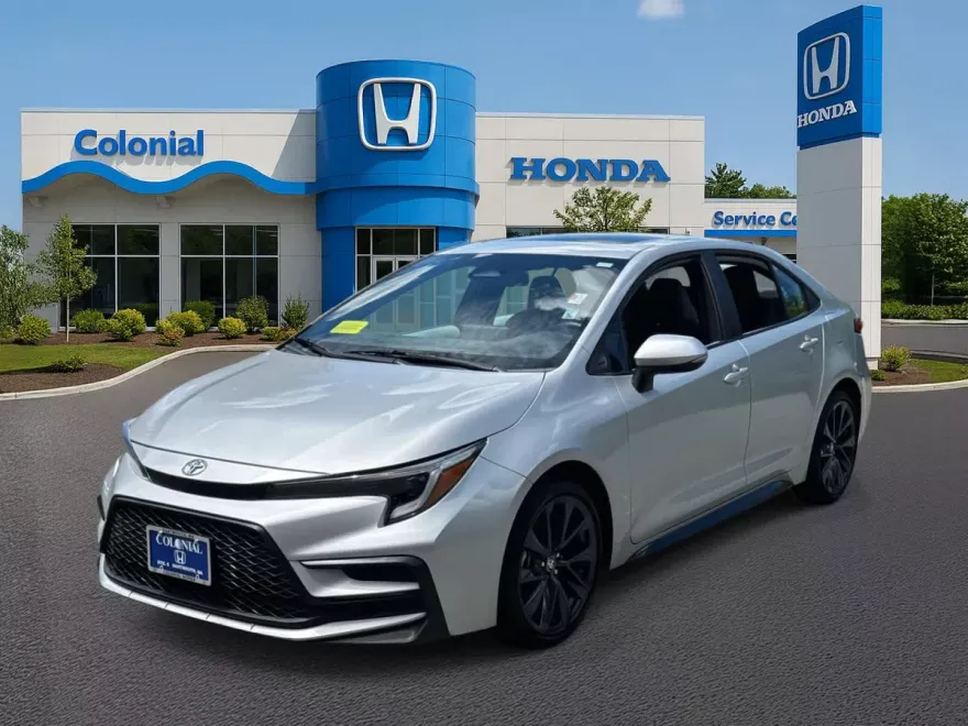 2024 Toyota Corolla SE Premium photo 1