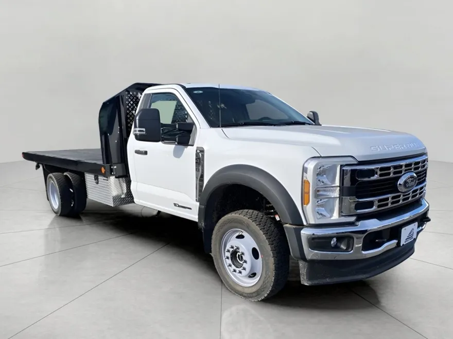 2024 Ford F-450 photo 1