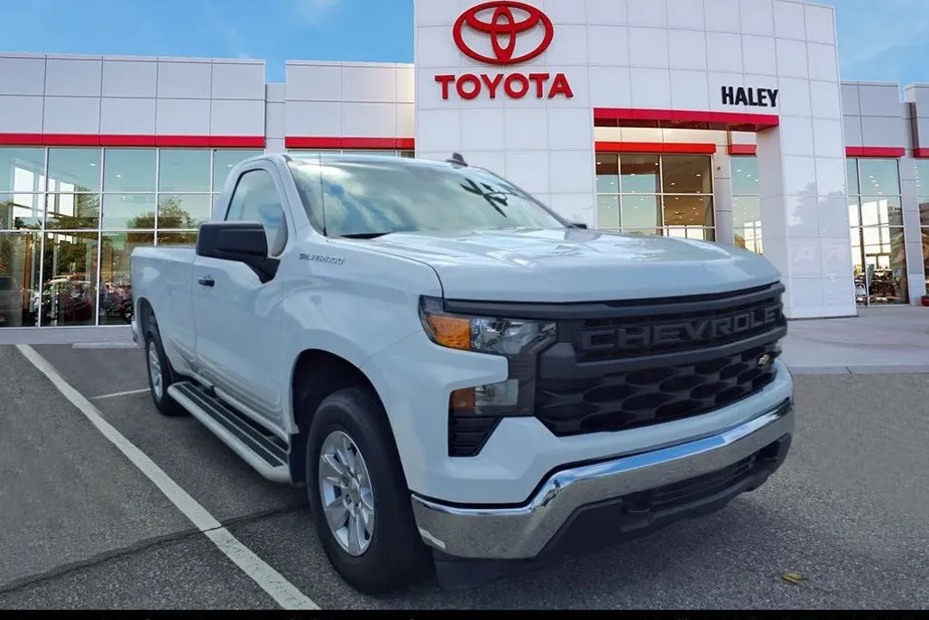 2024 Chevrolet Silverado 1500 Work Truck photo 1