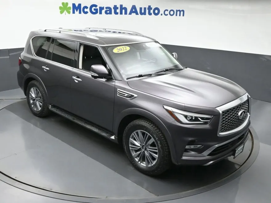2022 Infiniti QX80 Luxe photo 1