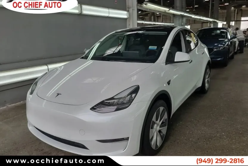 2021 Tesla Model Y Long Range photo 1