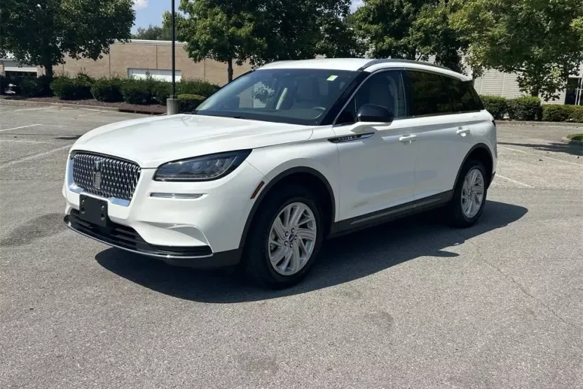 2022 Lincoln Corsair Standard photo 1