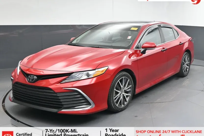 2024 Toyota Camry XLE photo 1