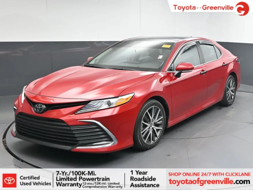 2024 Toyota Camry XLE photo 1