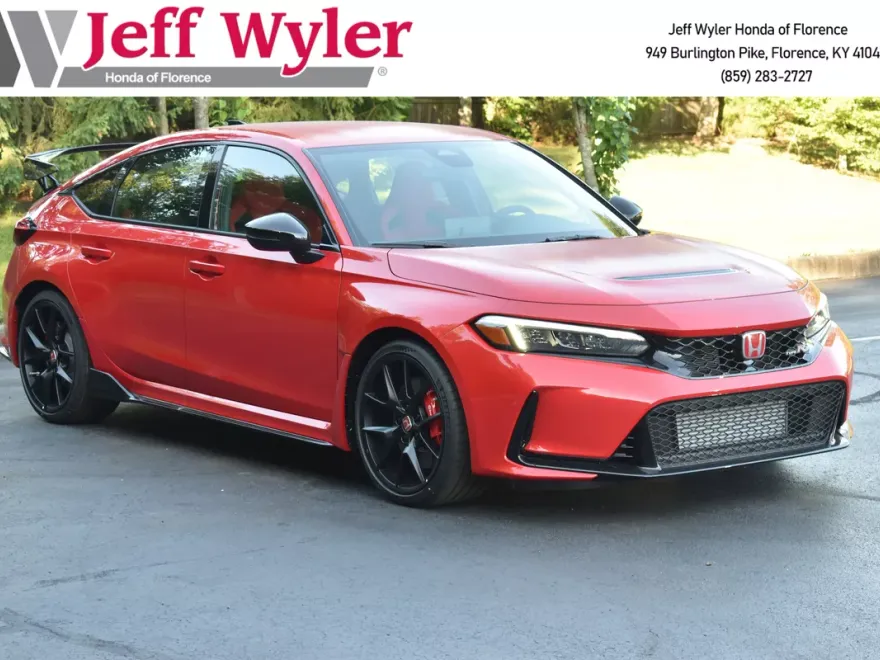2025 Honda Civic Type R photo 1