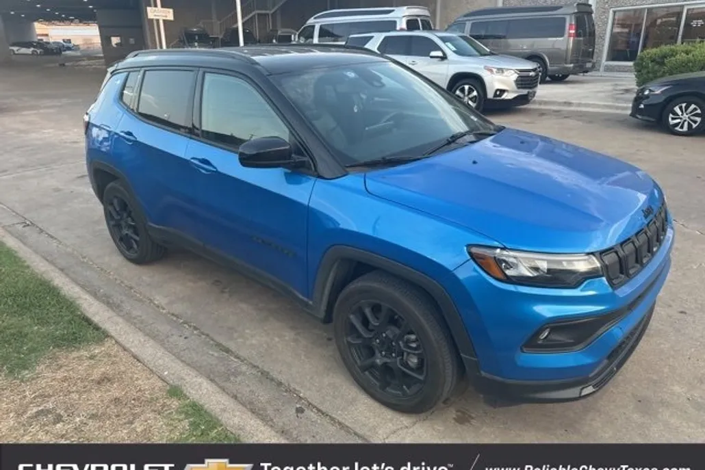 2022 Jeep Compass North Edition Latitude photo 1