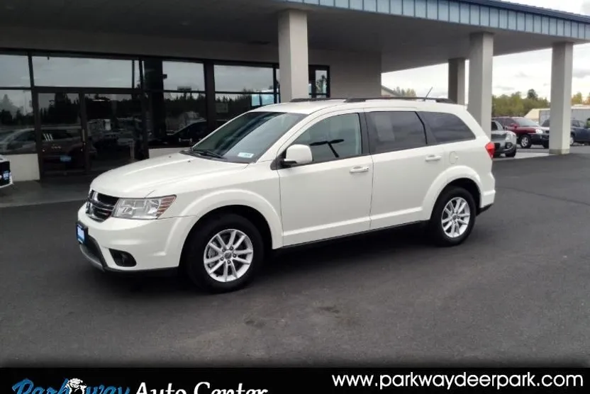 2014 Dodge Journey SXT photo 1