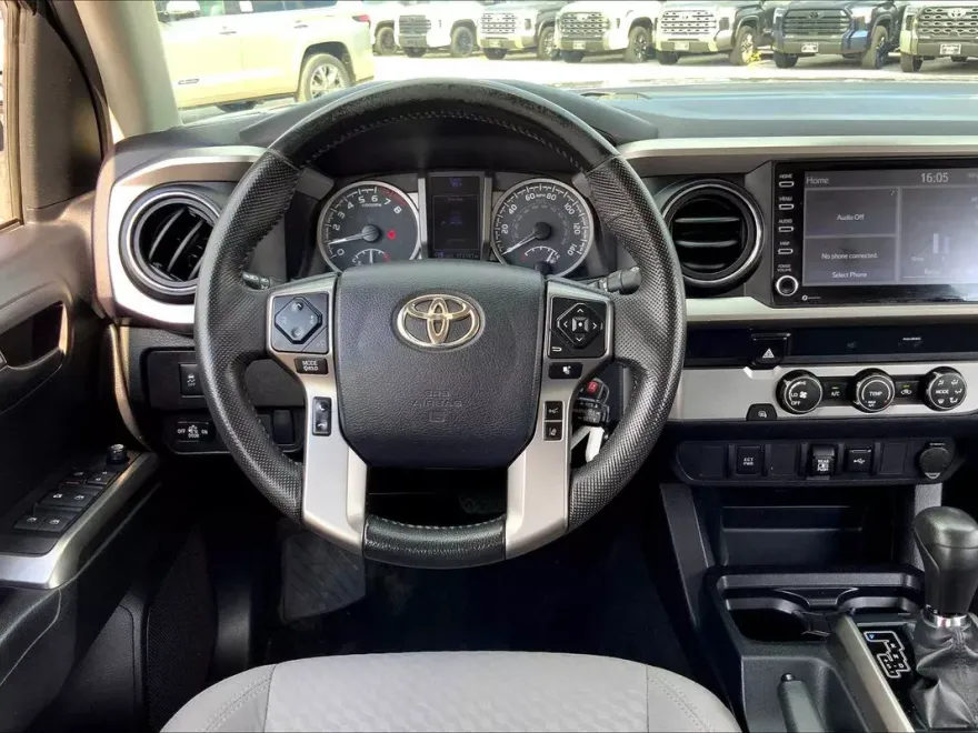 2020 Toyota Tacoma SR5 photo 5