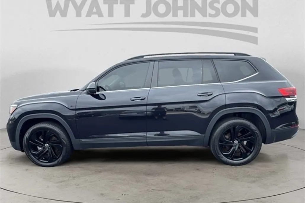 2023 Volkswagen Atlas SE Technology photo 1