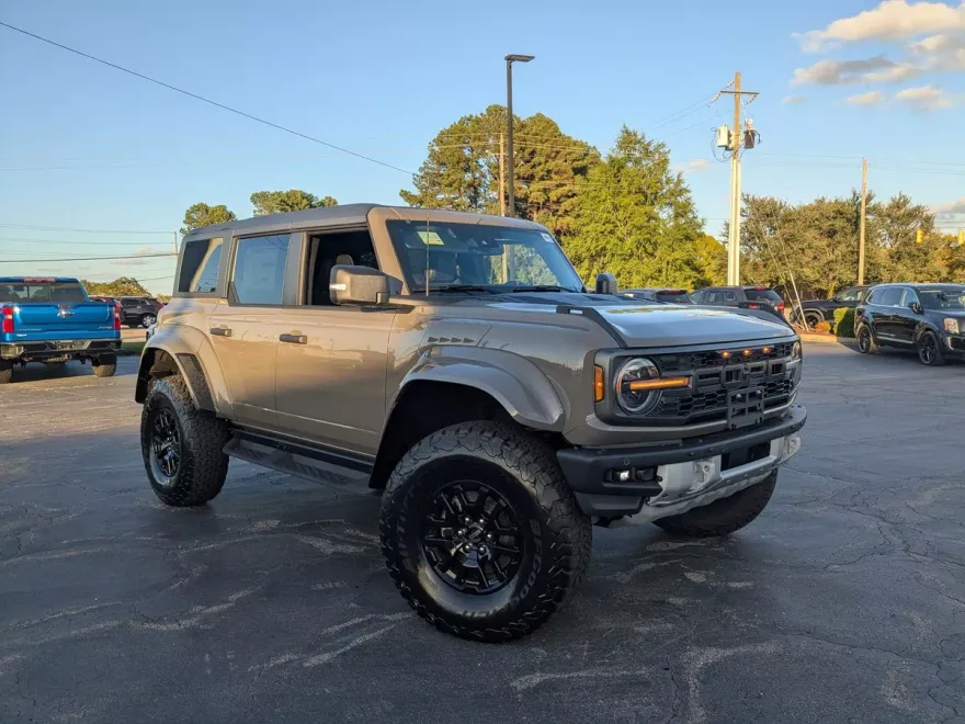 2025 Ford Bronco Raptor photo 1