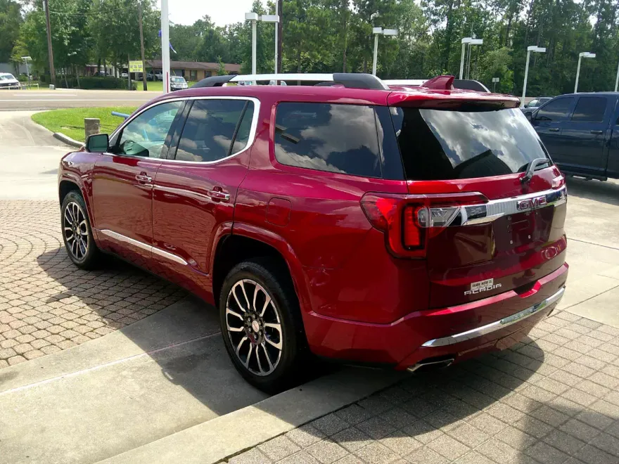 2020 Gmc Acadia Denali photo 1