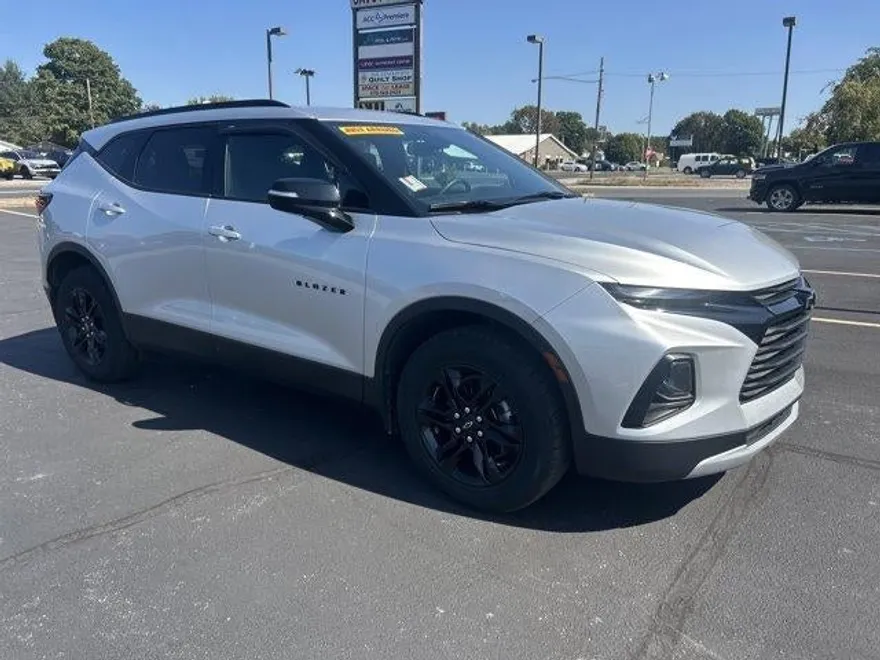 2021 Chevrolet Blazer 2LT photo 1
