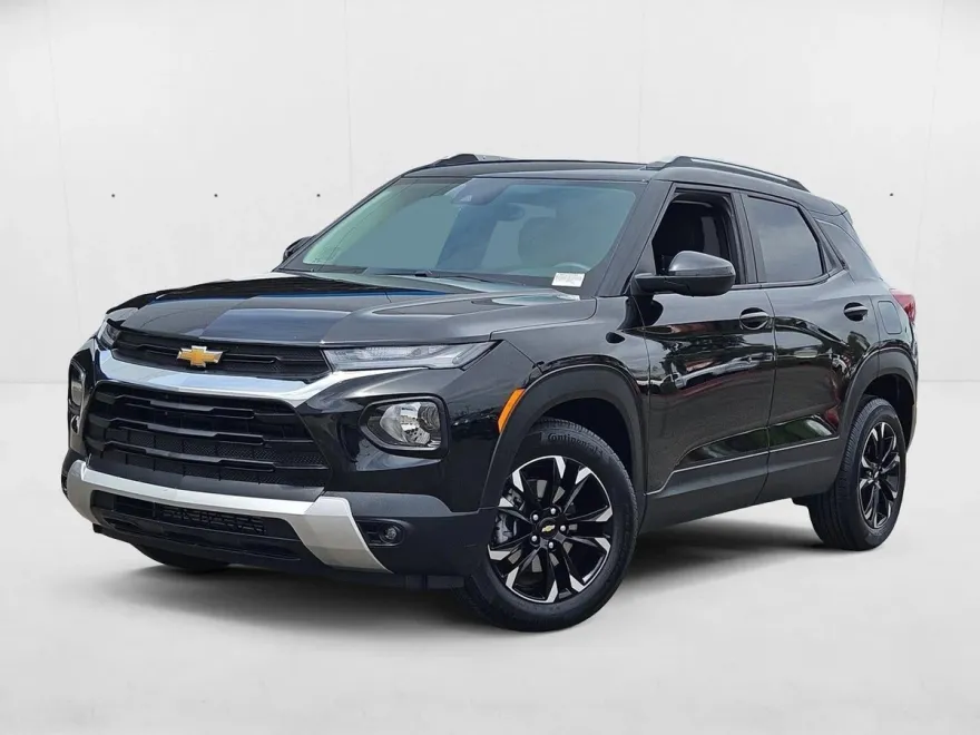 2023 Chevrolet Trailblazer LT photo 1