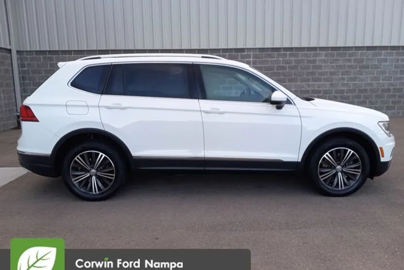 2018 Volkswagen Tiguan SEL photo 1