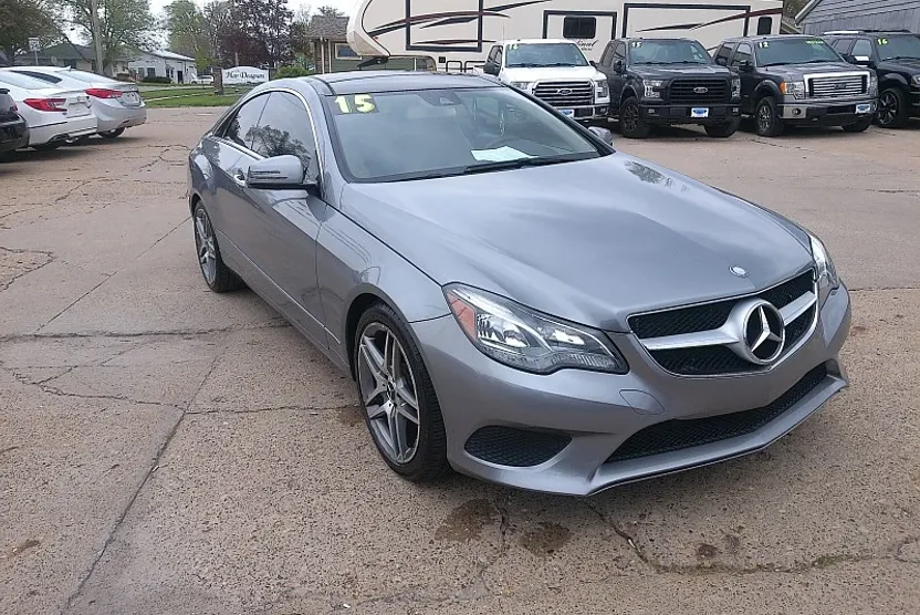 2015 Mercedes Benz E Coupe 400 photo 1