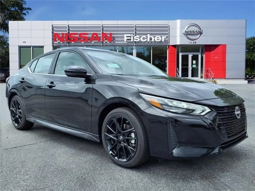 2025 Nissan Sentra SR photo 1