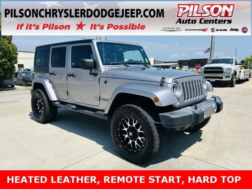 2015 Jeep Wrangler Unlimited Sahara photo 1
