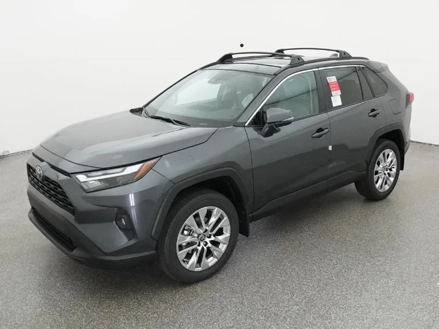 2025 Toyota RAV4 XLE Premium photo 1