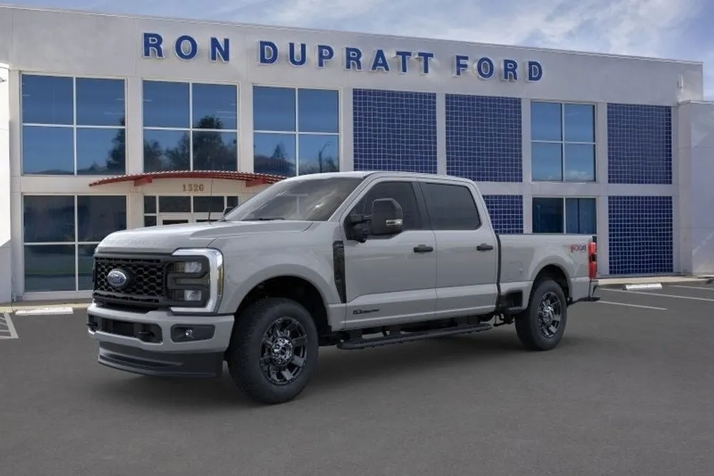 2025 Ford F-250 photo 1