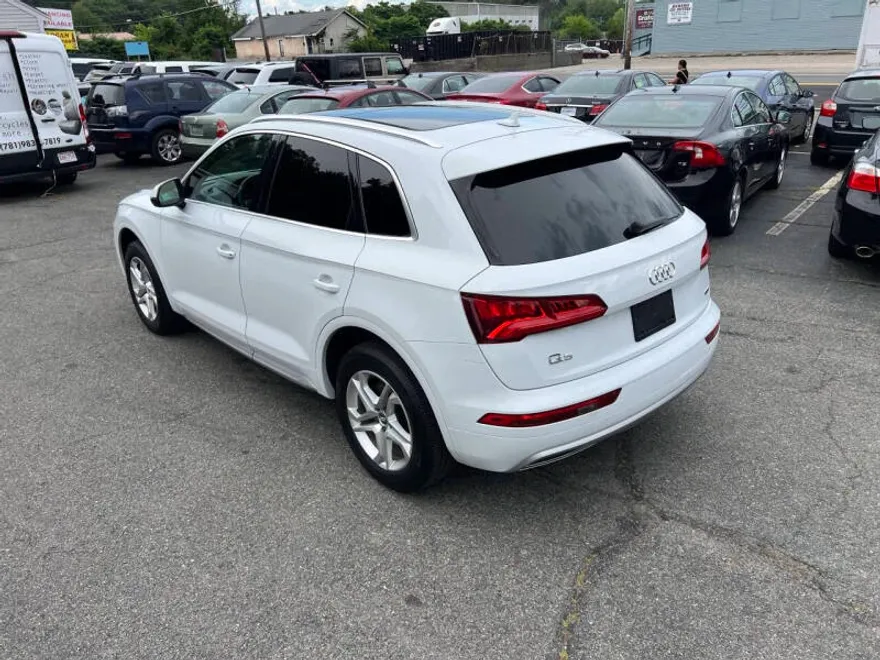 2019 Audi Q5 Premium 45 TFSI photo 1