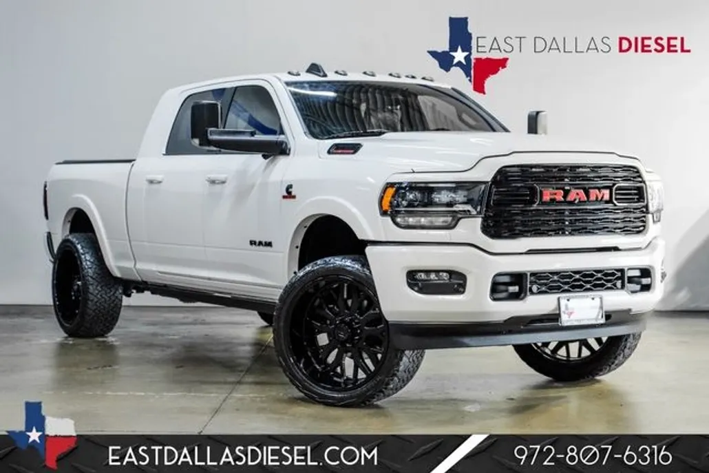 2022 Ram 2500 Limited photo 1