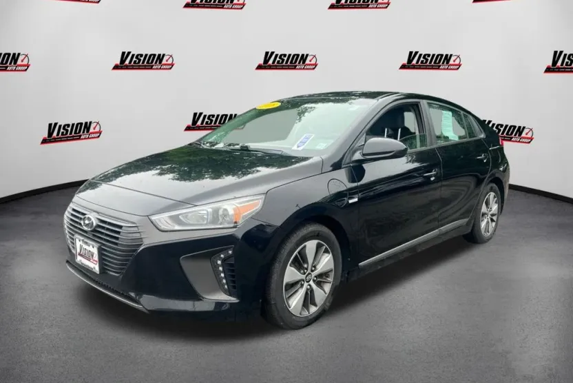 2018 Hyundai Ioniq Plug-In Hybrid photo 1