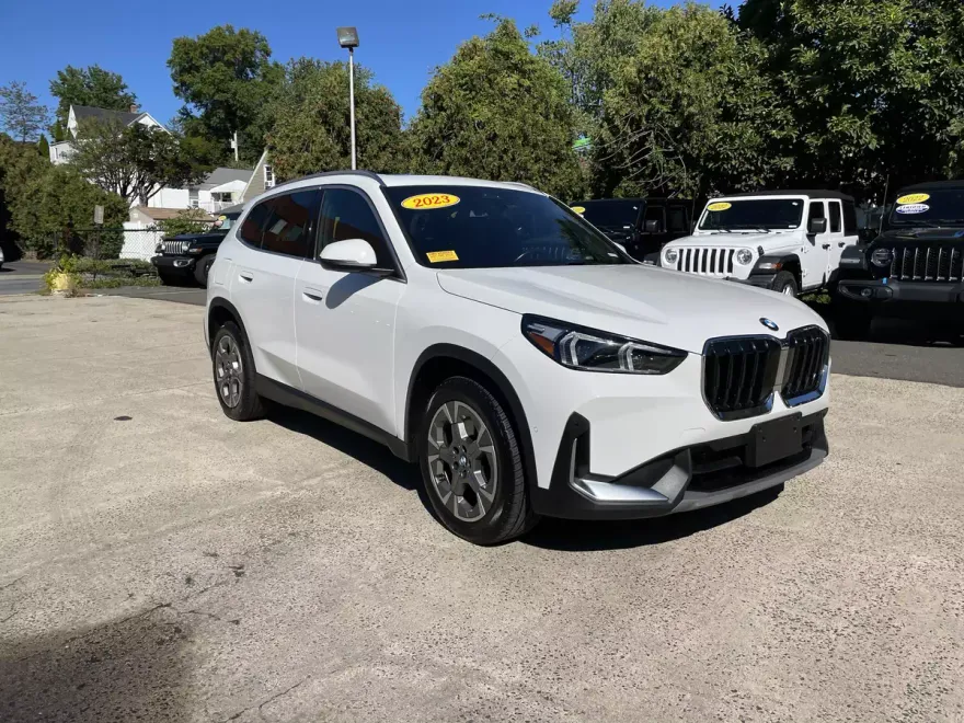 2023 Bmw X1 XDrive28i photo 1