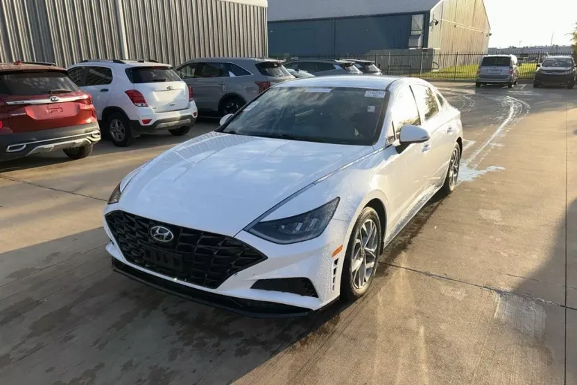 2023 Hyundai Sonata SEL photo 1