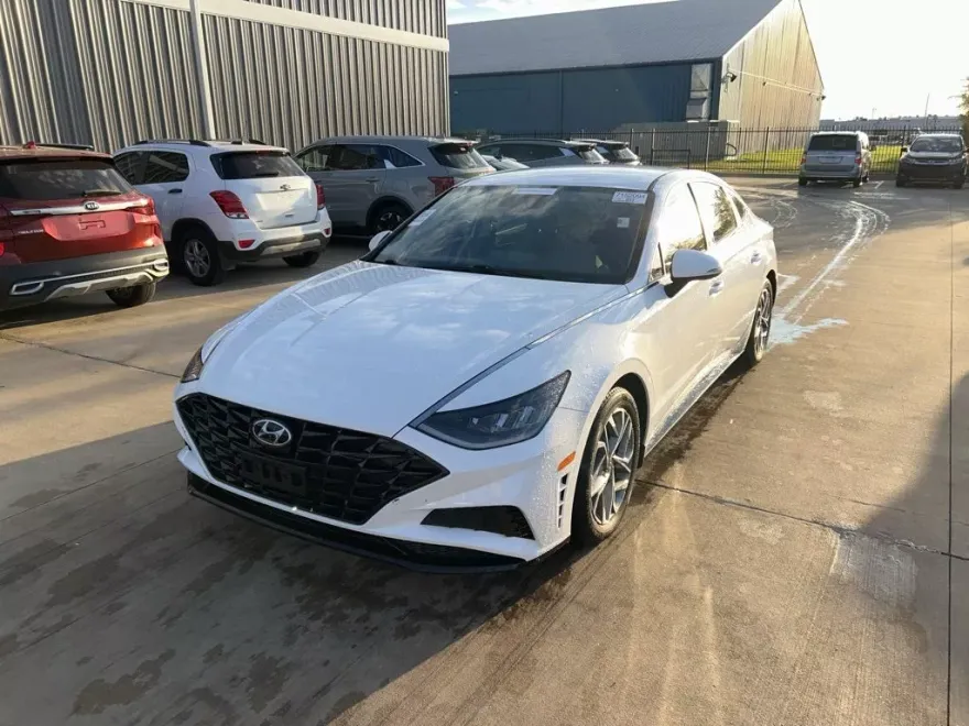 2023 Hyundai Sonata SEL photo 1
