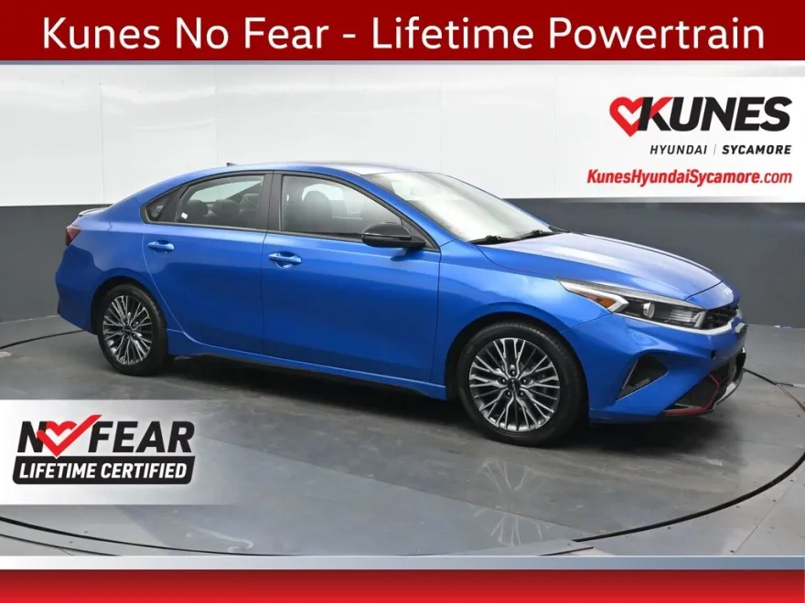 2023 Kia Forte GT-Line photo 1