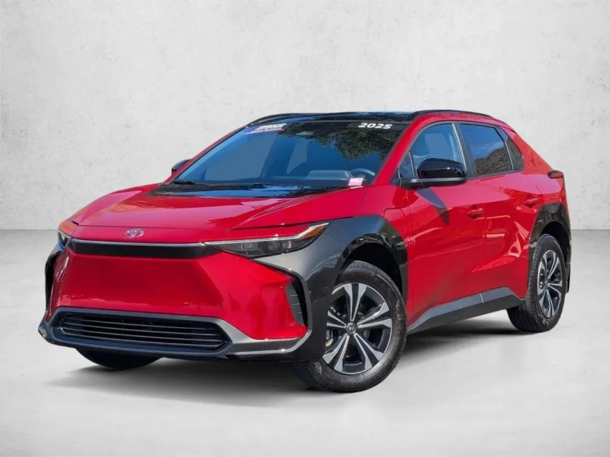 2025 Toyota bZ4X XLE photo 1