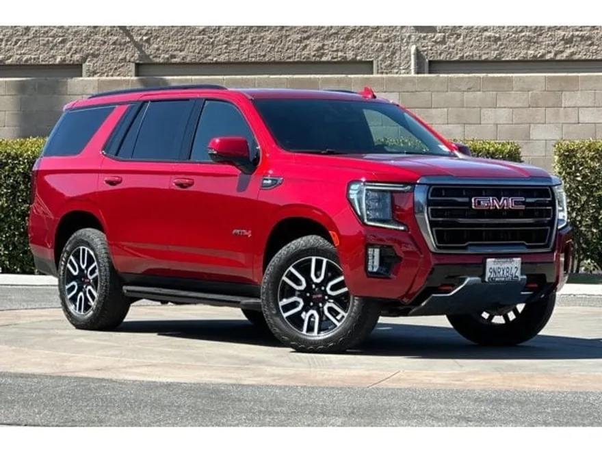 2024 Gmc Yukon AT4 photo 1