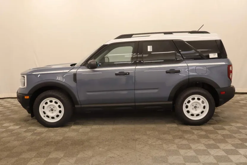 2025 Ford Bronco Sport Heritage photo 1