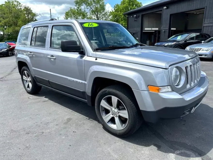 2016 Jeep Patriot High Altitude Altitude Edition photo 1