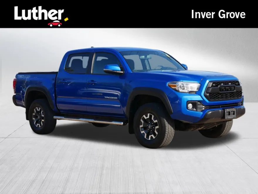 2017 Toyota Tacoma TRD 4x4 photo 1