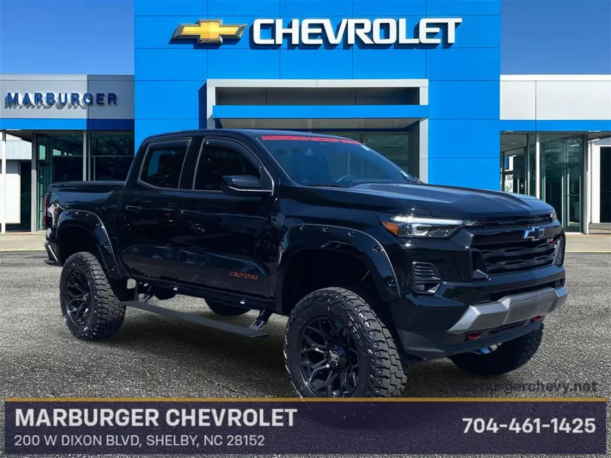 2025 Chevrolet Colorado Z71 photo 1