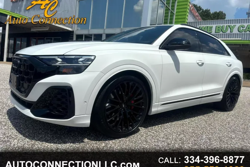 2025 Audi SQ8 Prestige photo 1