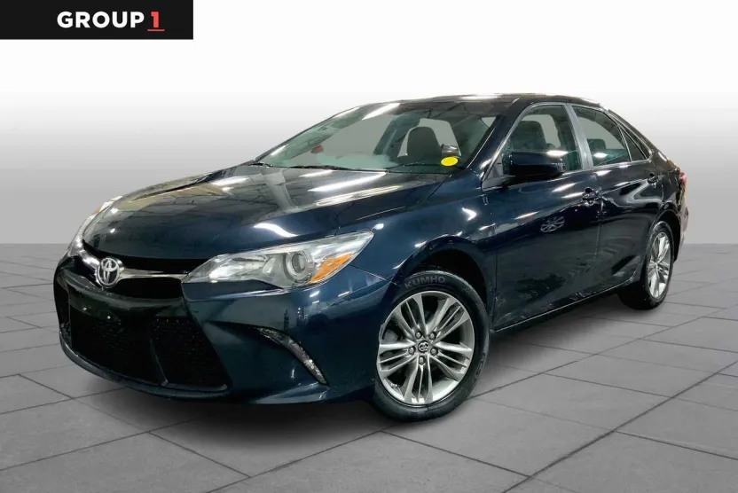 2017 Toyota Camry XLE XSE photo 1