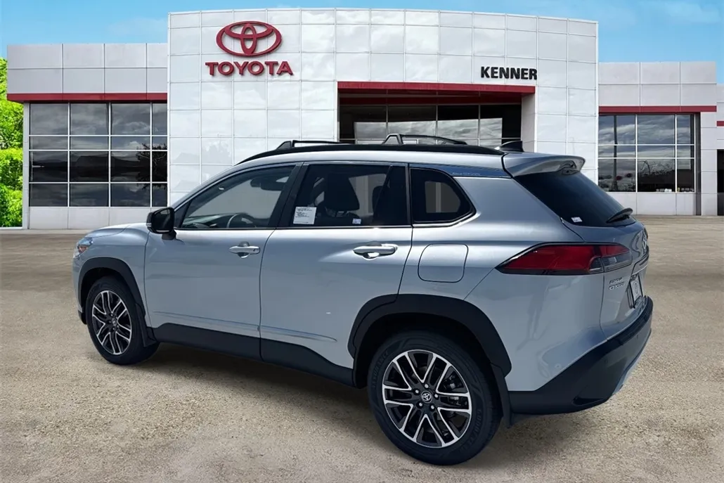 2026 Toyota Corolla Cross XLE photo 1