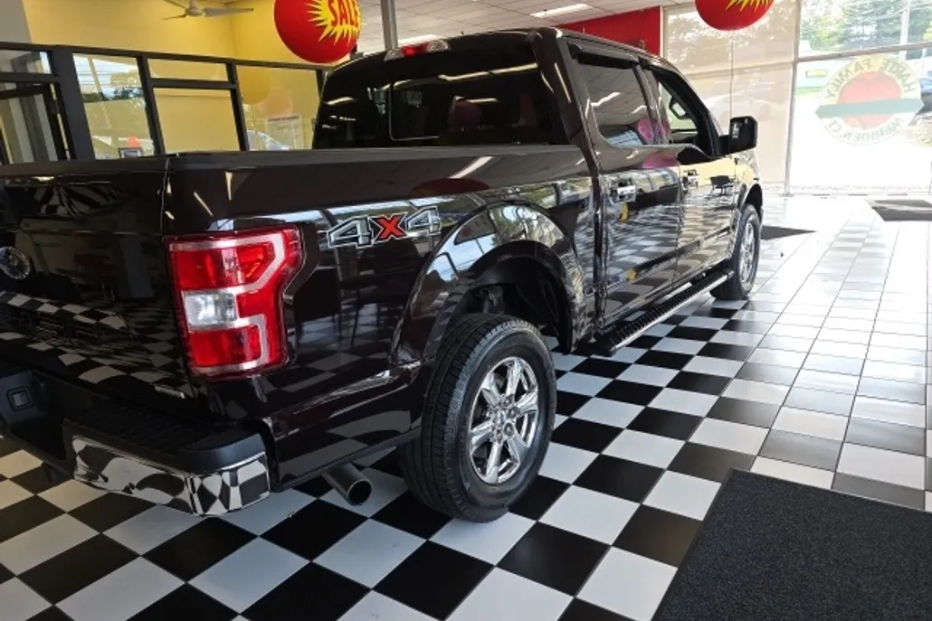 2019 Ford F-150 XLT photo 1