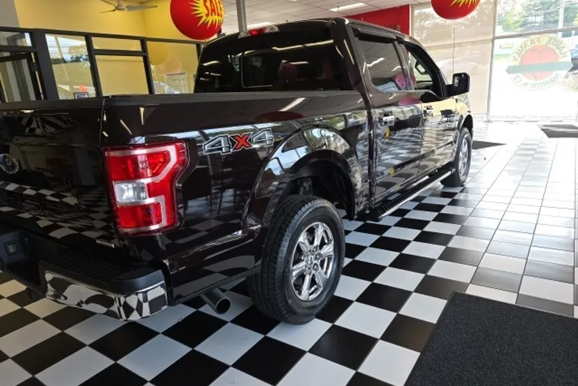 2019 Ford F-150 XLT photo 1