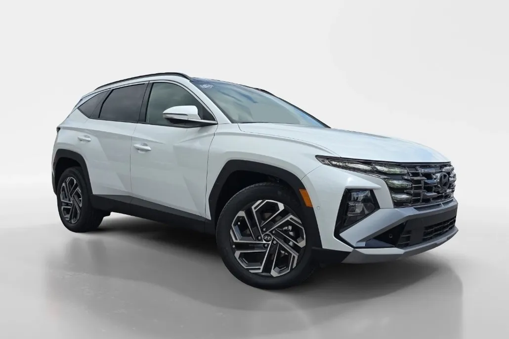 2025 Hyundai Tucson Hybrid Limited photo 1