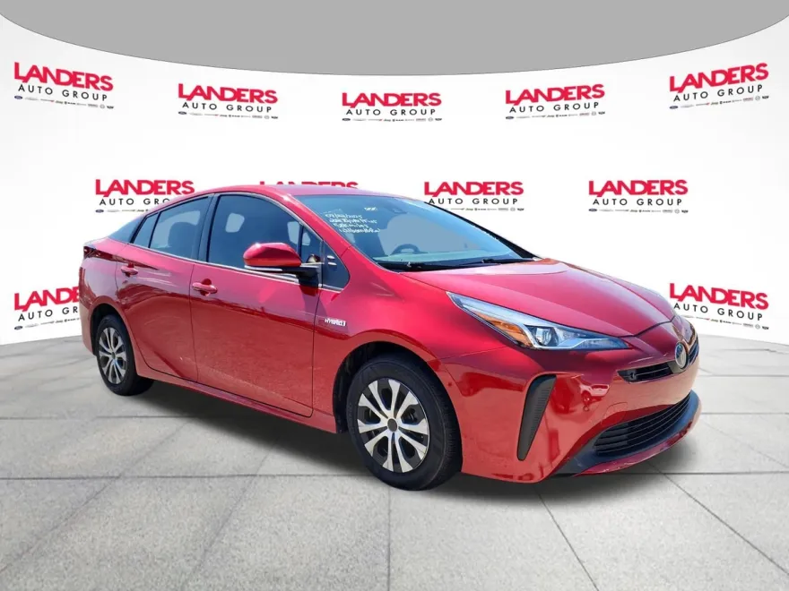2021 Toyota Prius Limited photo 1