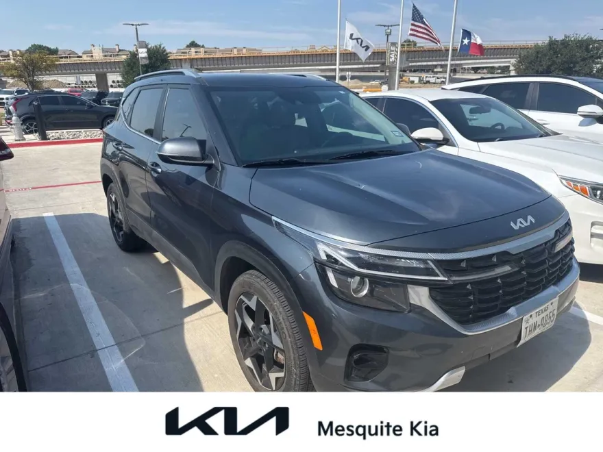 2024 Kia Seltos EX photo 1